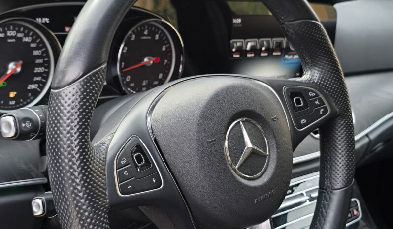Mercedes Benz E200 2.0